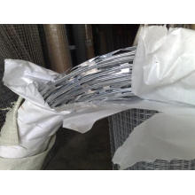 Hot-Dipped Galvanized Razor Barbed Wire